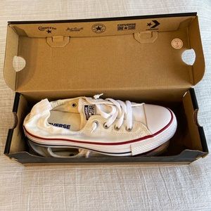 brand new! shoreline slip converse